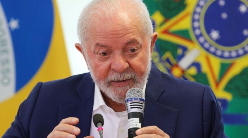 Lula quer procurar Lira, Pacheco e outros ministros do STF para diminuir tensão entre Poderes