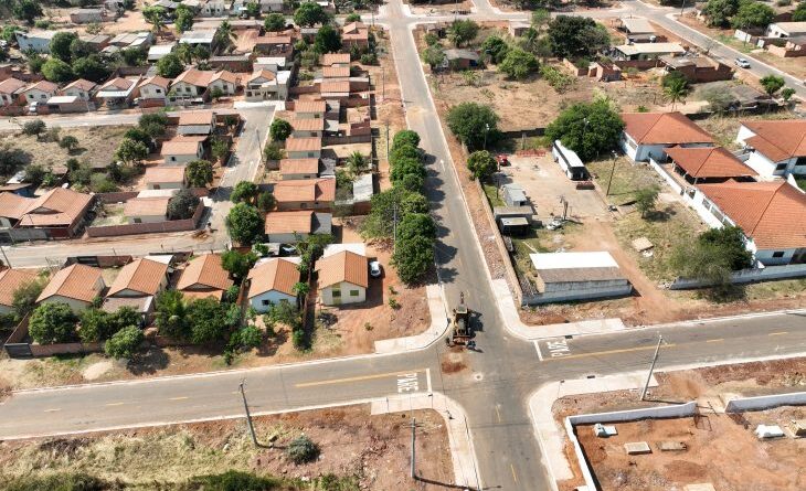 Governo de MS avança na meta de asfaltar 100% de bairro mais antigo de Rio Negro