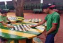 Mesas com jogos de tabuleiro confeccionadas em presídio reforçam ensino na rede pública de Paranaíba