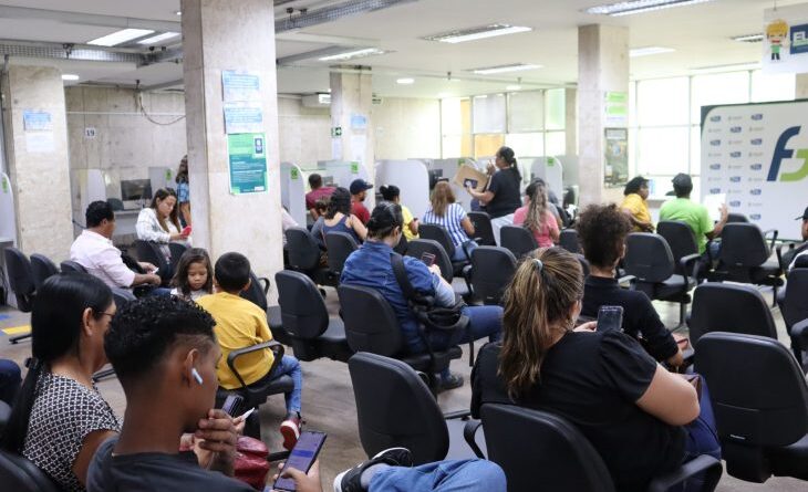Feirão da Empregabilidade da Funtrab oferece 154 vagas; salários chegam a até R$ 8 mil